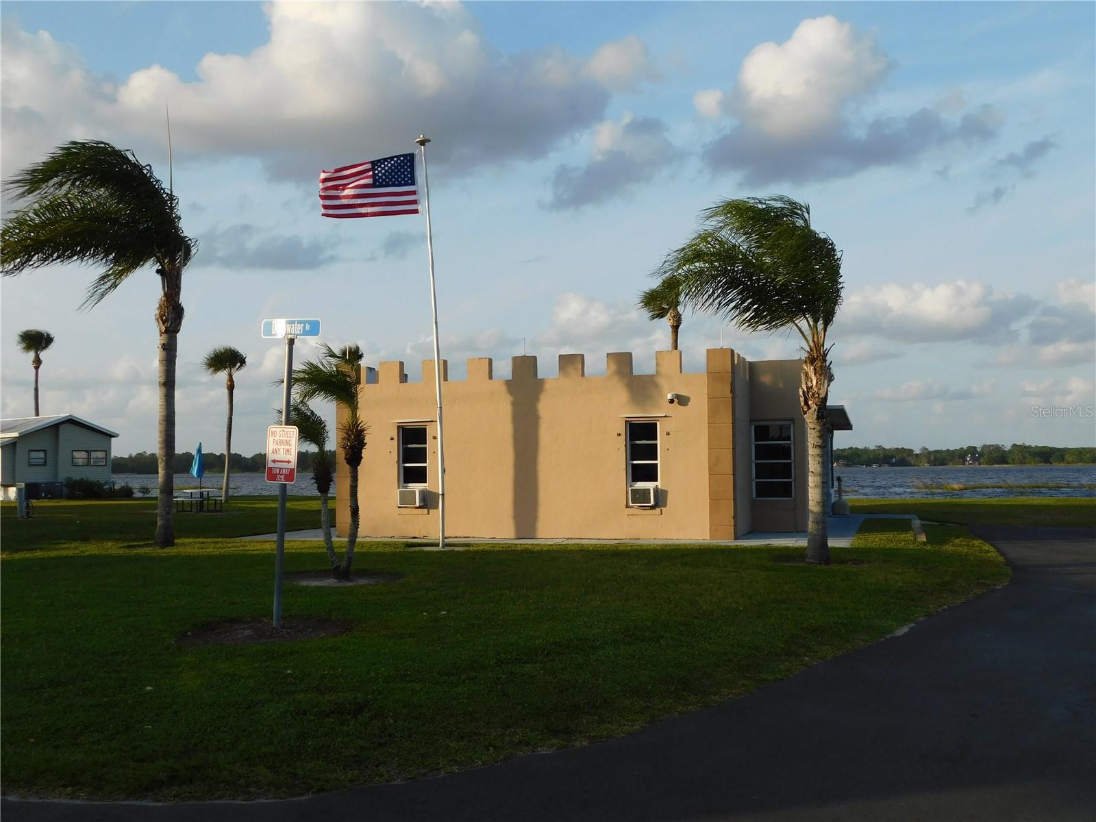 1310 PINE ISLAND DR N, ST CLOUD, FL, 34771