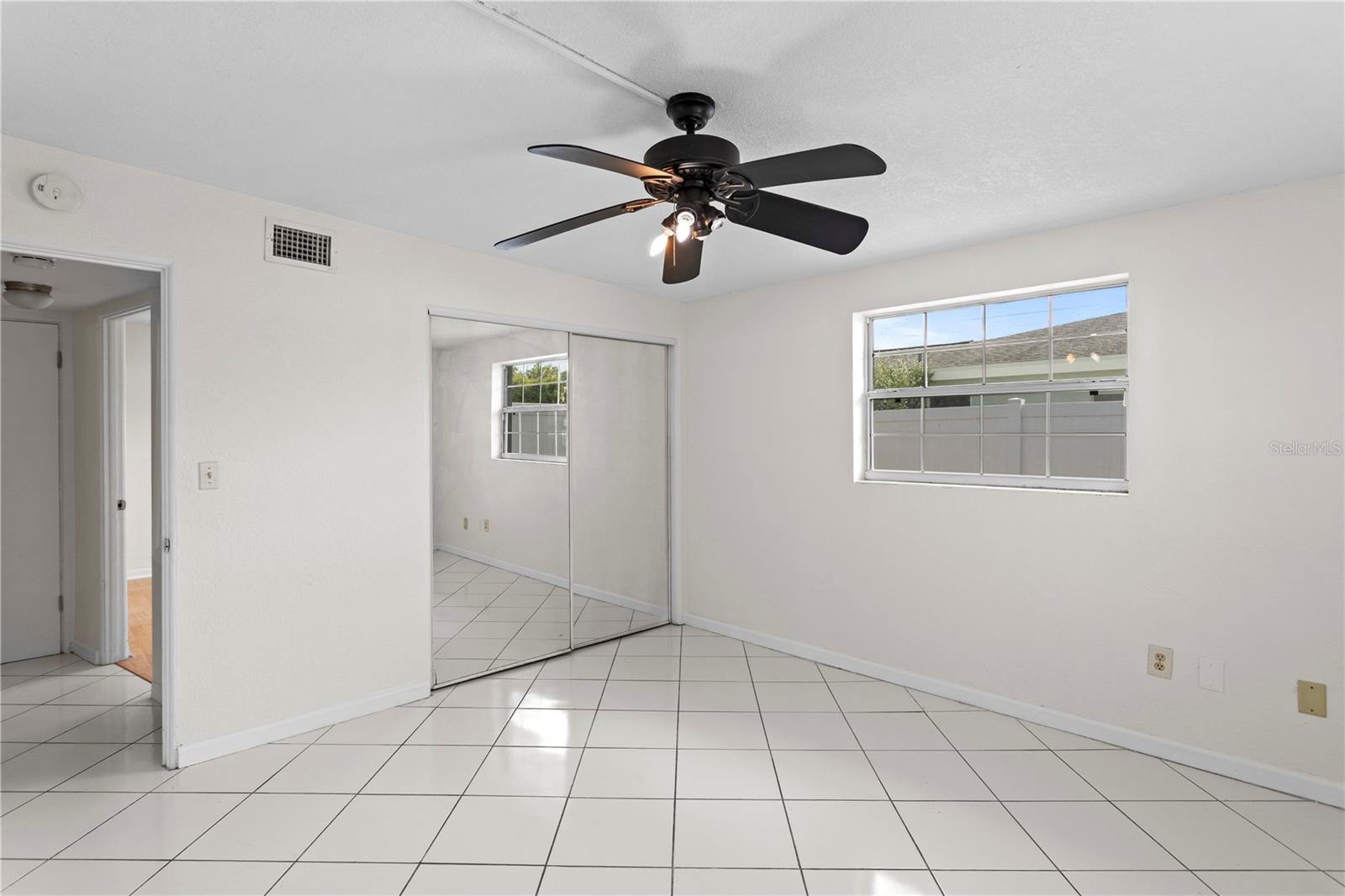 13733 TRINIDAD DR, SEMINOLE, FL, 33776
