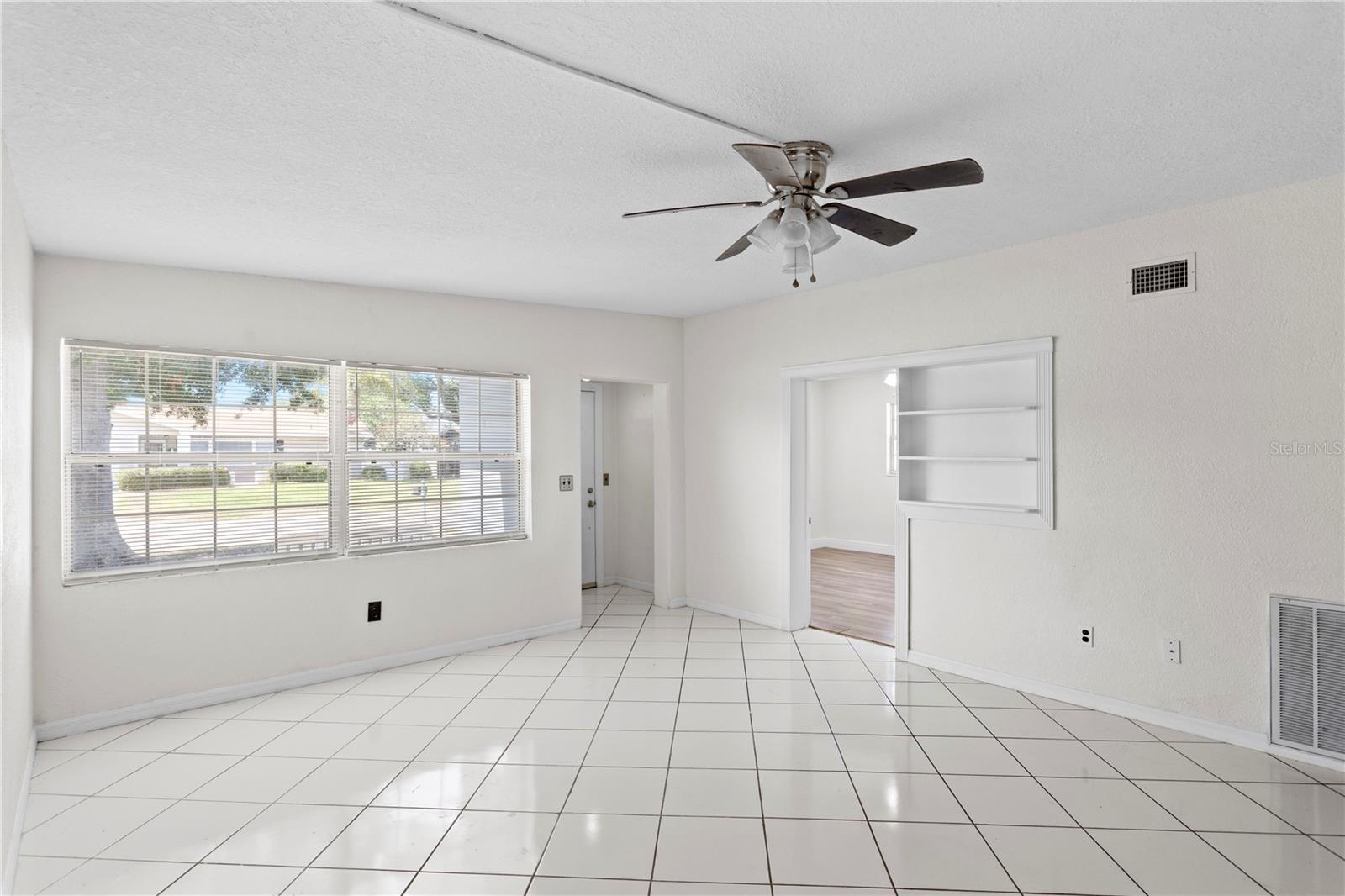 13733 TRINIDAD DR, SEMINOLE, FL, 33776