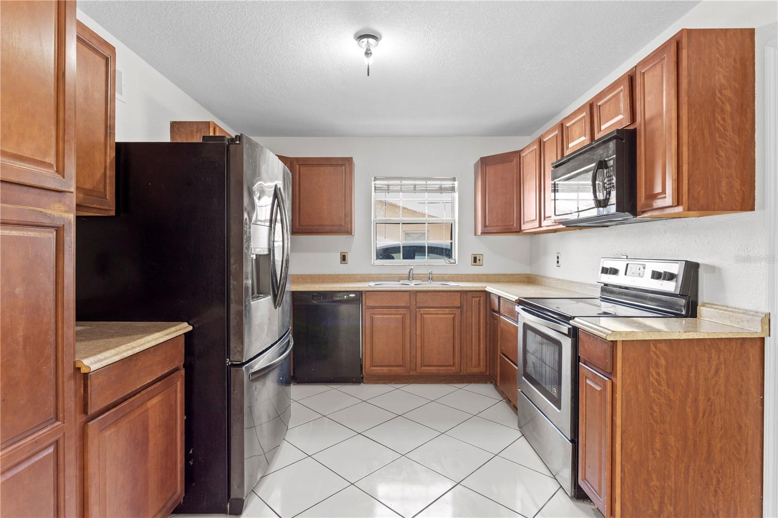 13733 TRINIDAD DR, SEMINOLE, FL, 33776