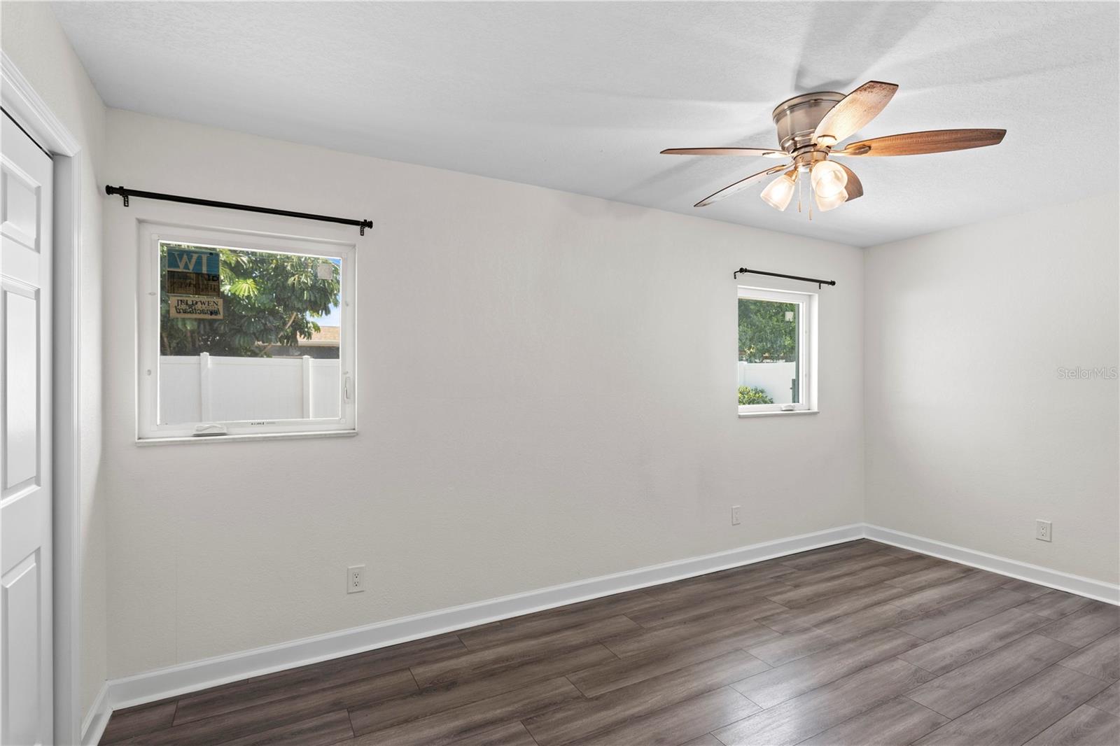13733 TRINIDAD DR, SEMINOLE, FL, 33776