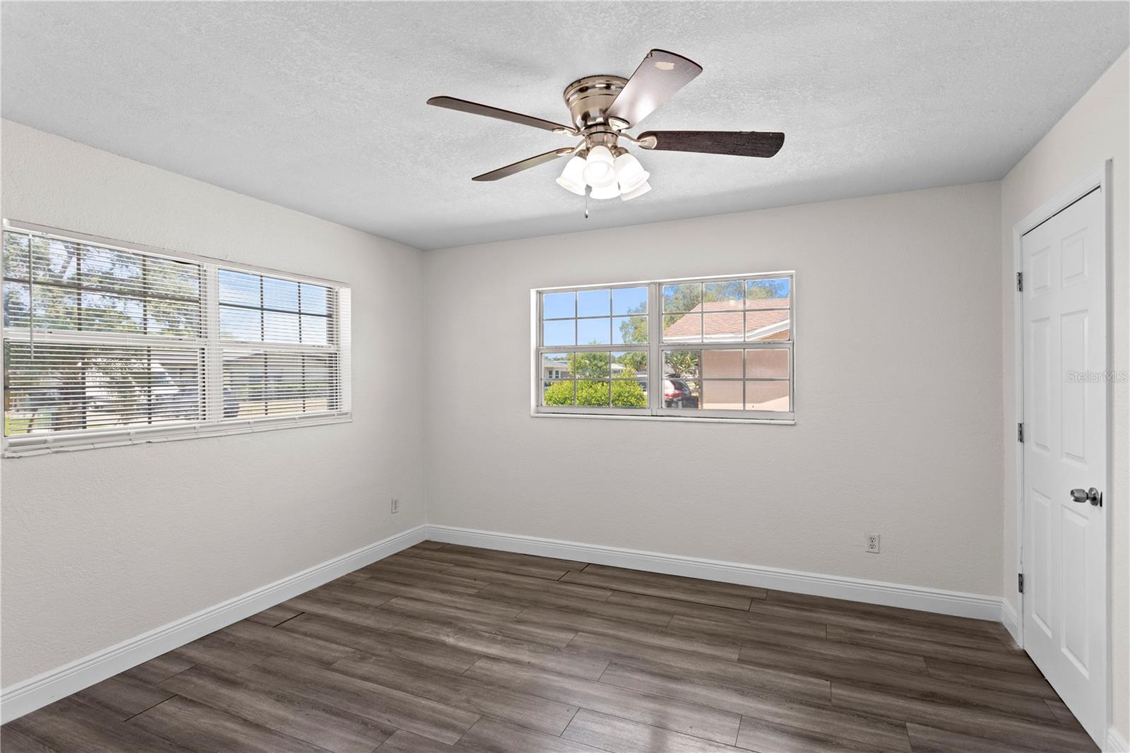 13733 TRINIDAD DR, SEMINOLE, FL, 33776