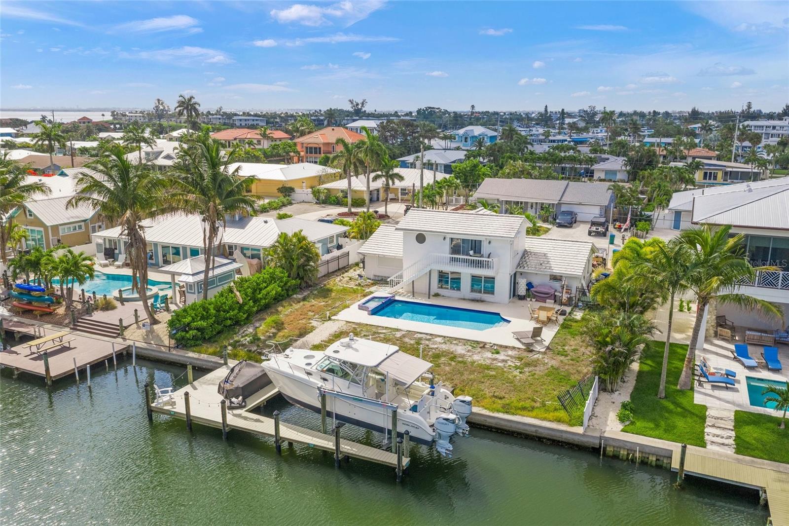 512 67TH ST, HOLMES BEACH, FL, 34217