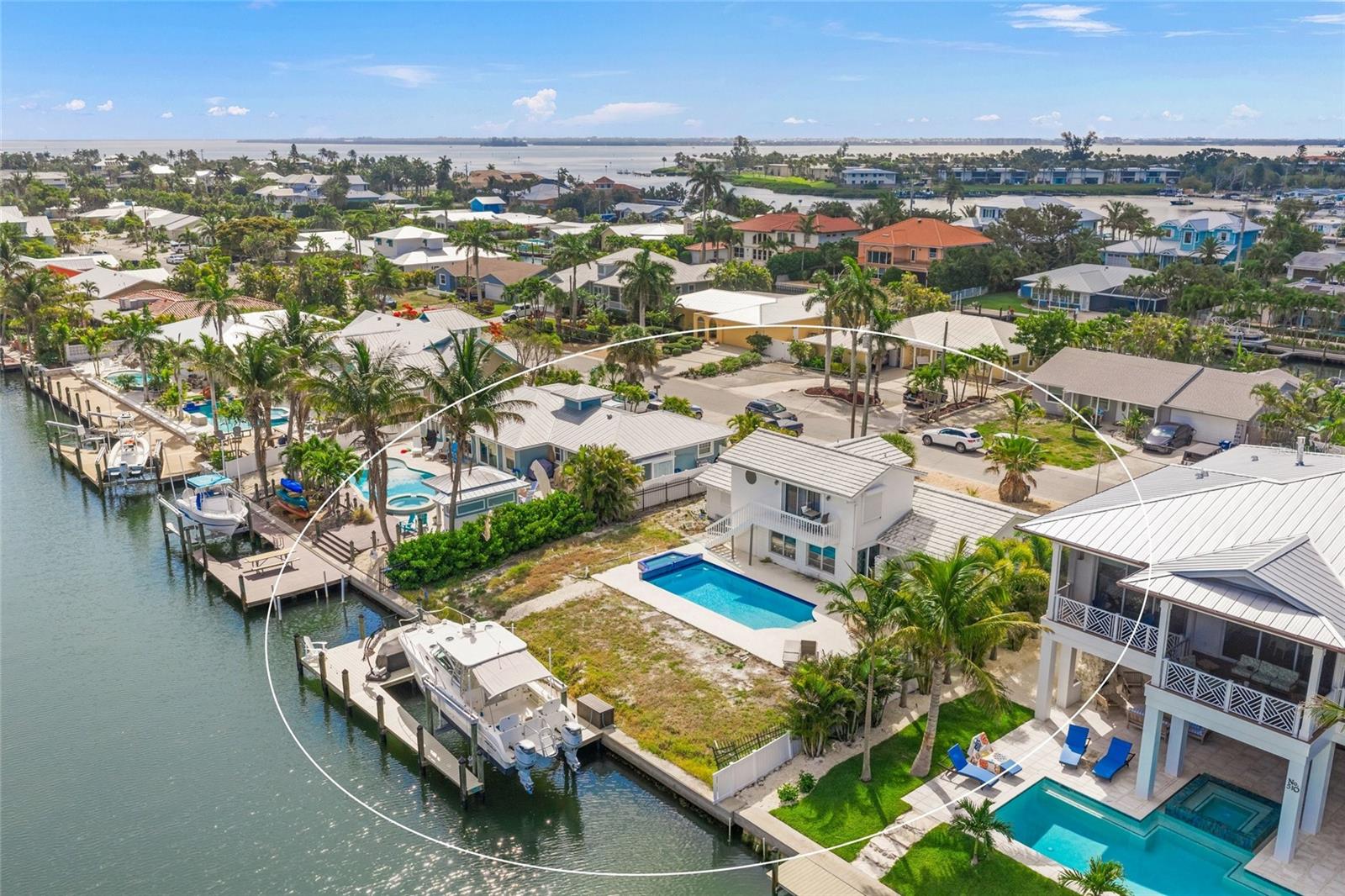 512 67TH ST, HOLMES BEACH, FL, 34217