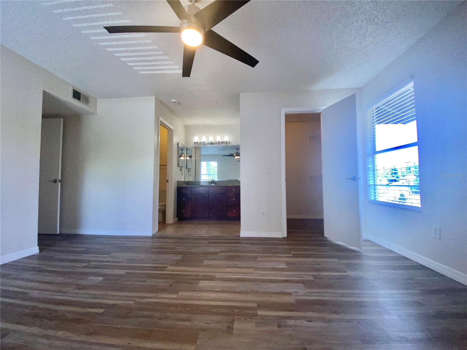 5144 CONROY RD #38, ORLANDO, FL, 32811