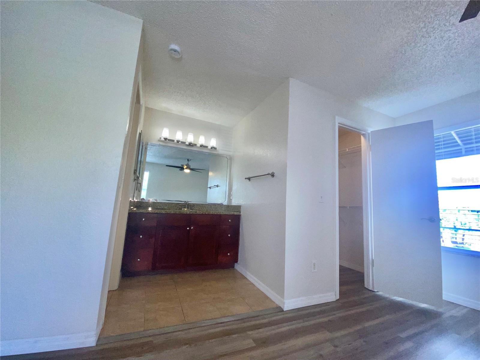 5144 CONROY RD #38, ORLANDO, FL, 32811