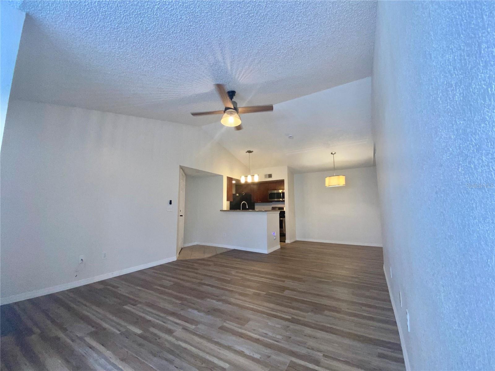 5144 CONROY RD #38, ORLANDO, FL, 32811