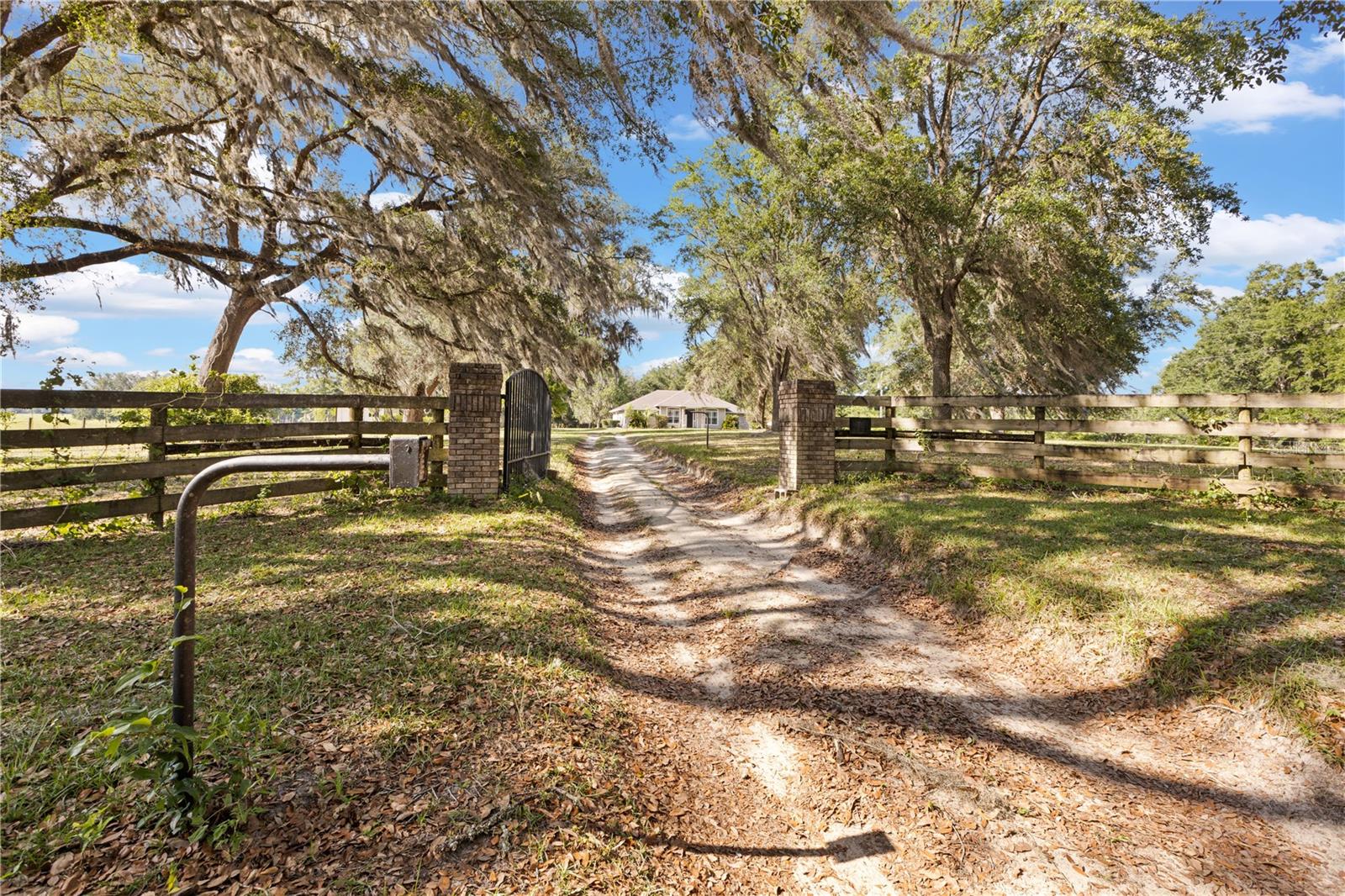 19328 SW 58TH PL, ARCHER, FL, 32618