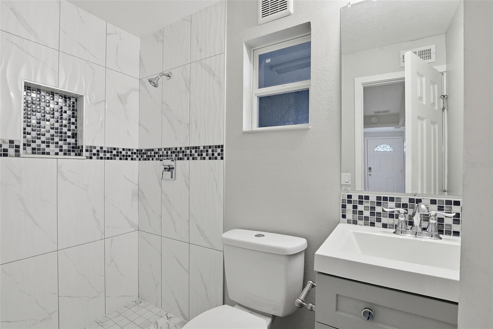 6033 W AMELIA ST, ORLANDO, FL, 32835