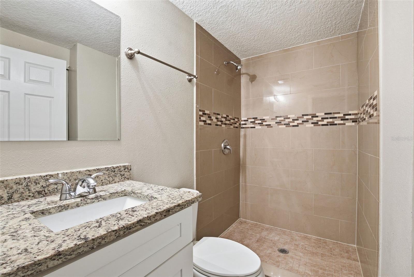 6033 W AMELIA ST, ORLANDO, FL, 32835