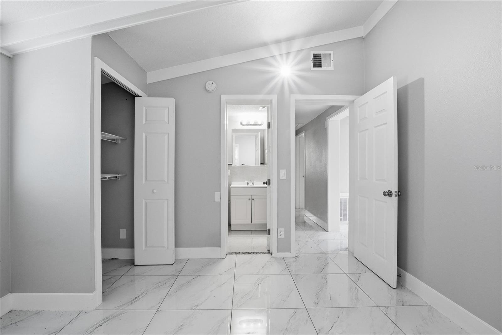 6033 W AMELIA ST, ORLANDO, FL, 32835