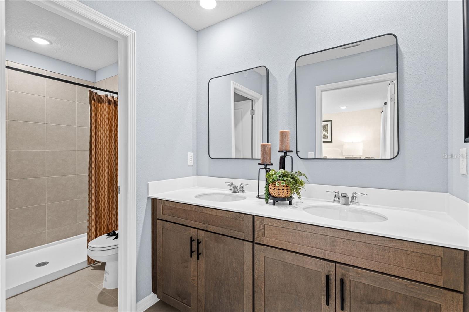 4923 WINDING RIVER RD, ORLANDO, FL, 32822