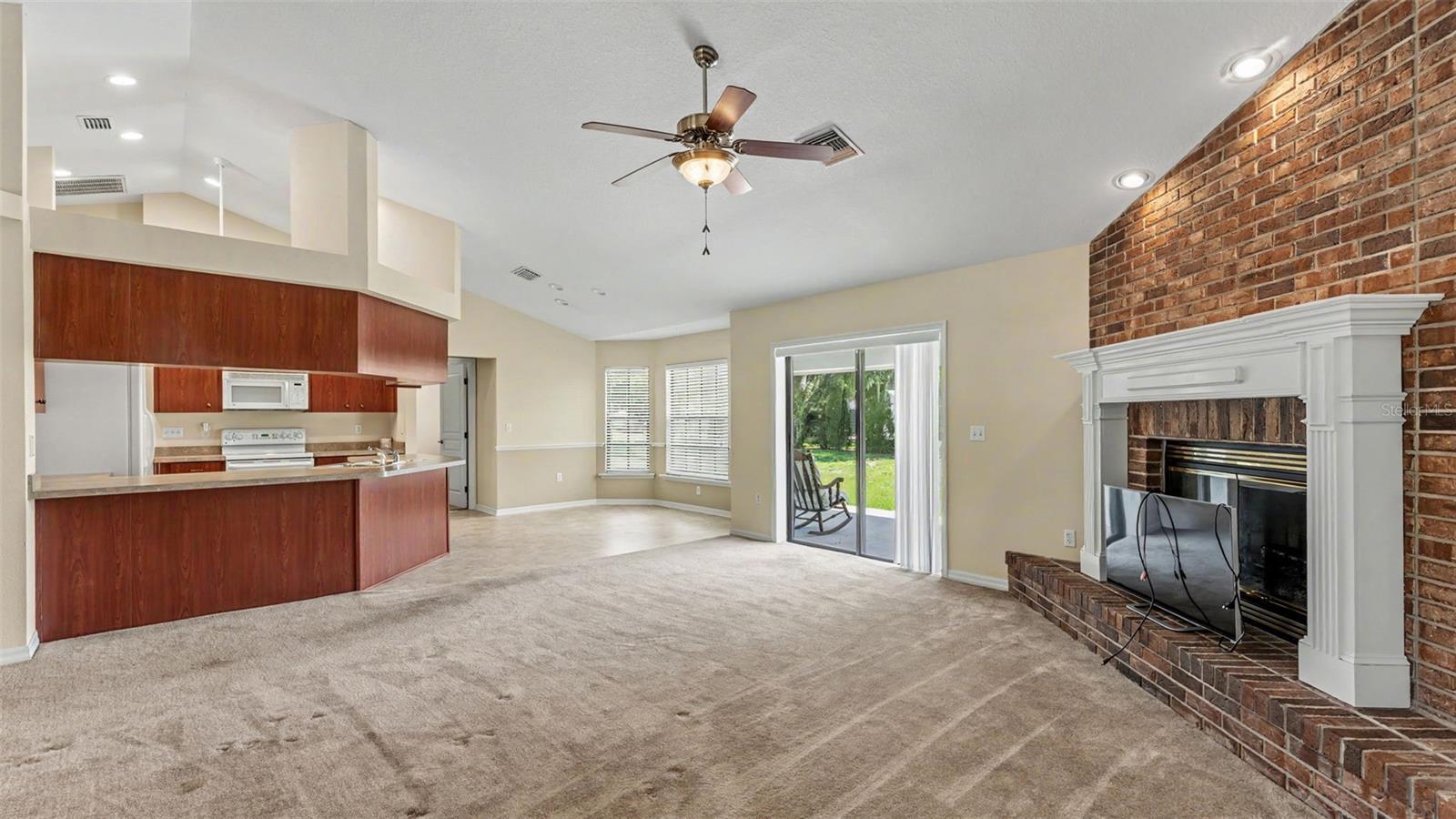 8525 N CAMPBELL RD, LAKELAND, FL, 33810