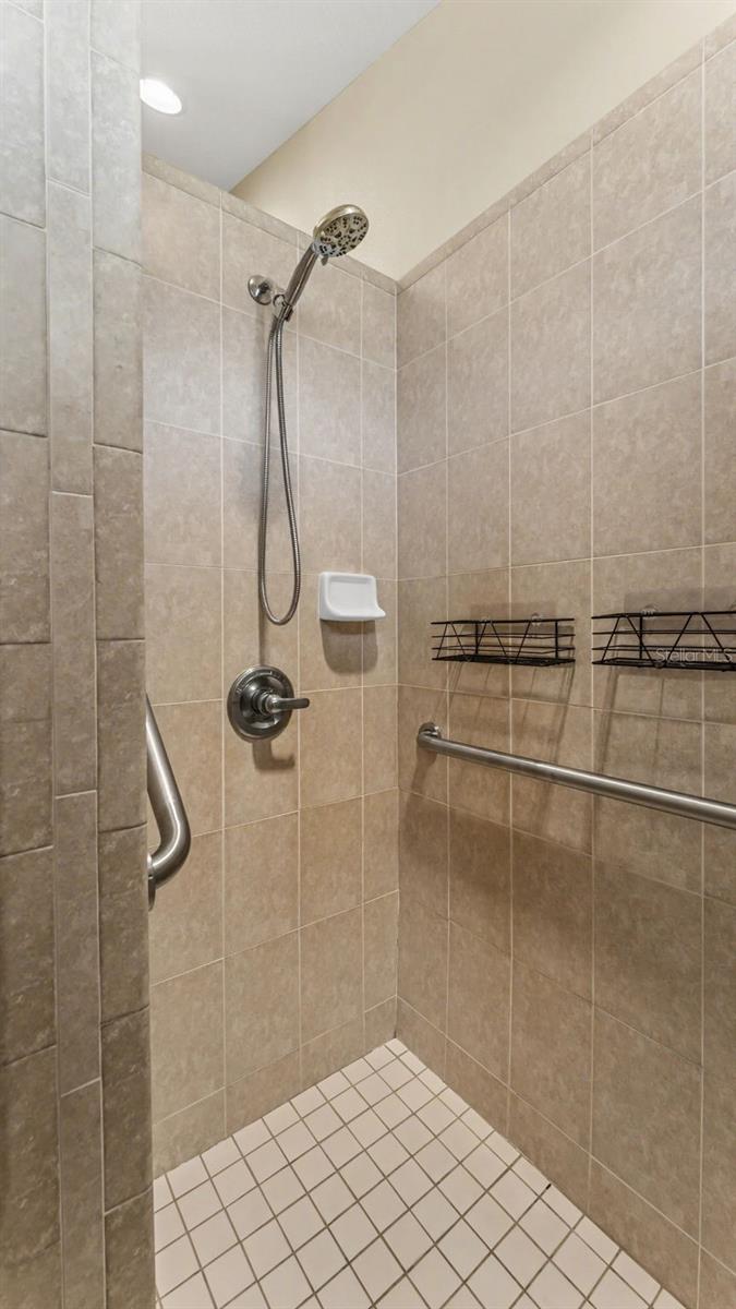 8525 N CAMPBELL RD, LAKELAND, FL, 33810