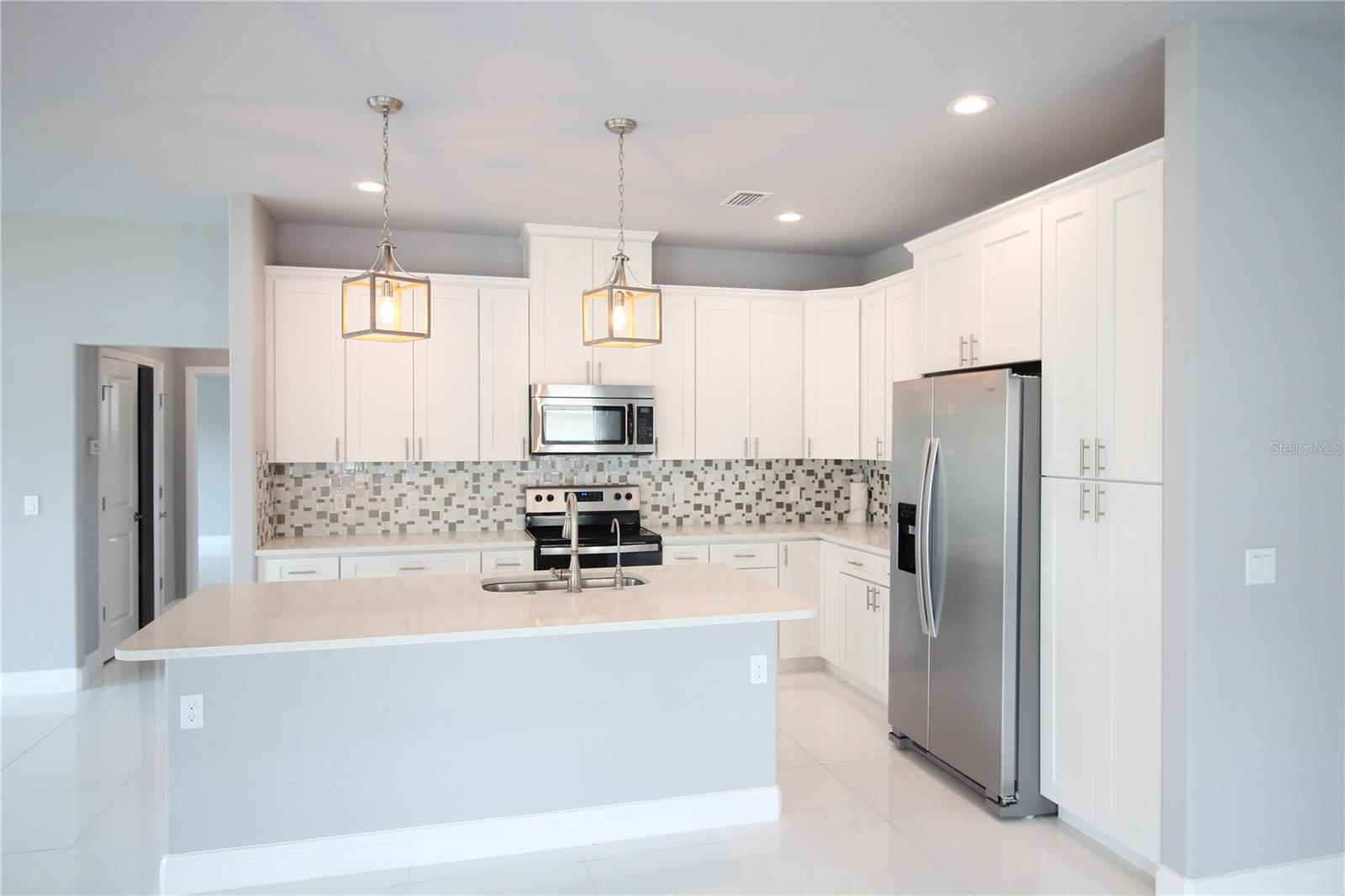20 EVANSVILLE LN, PALM COAST, FL, 32164