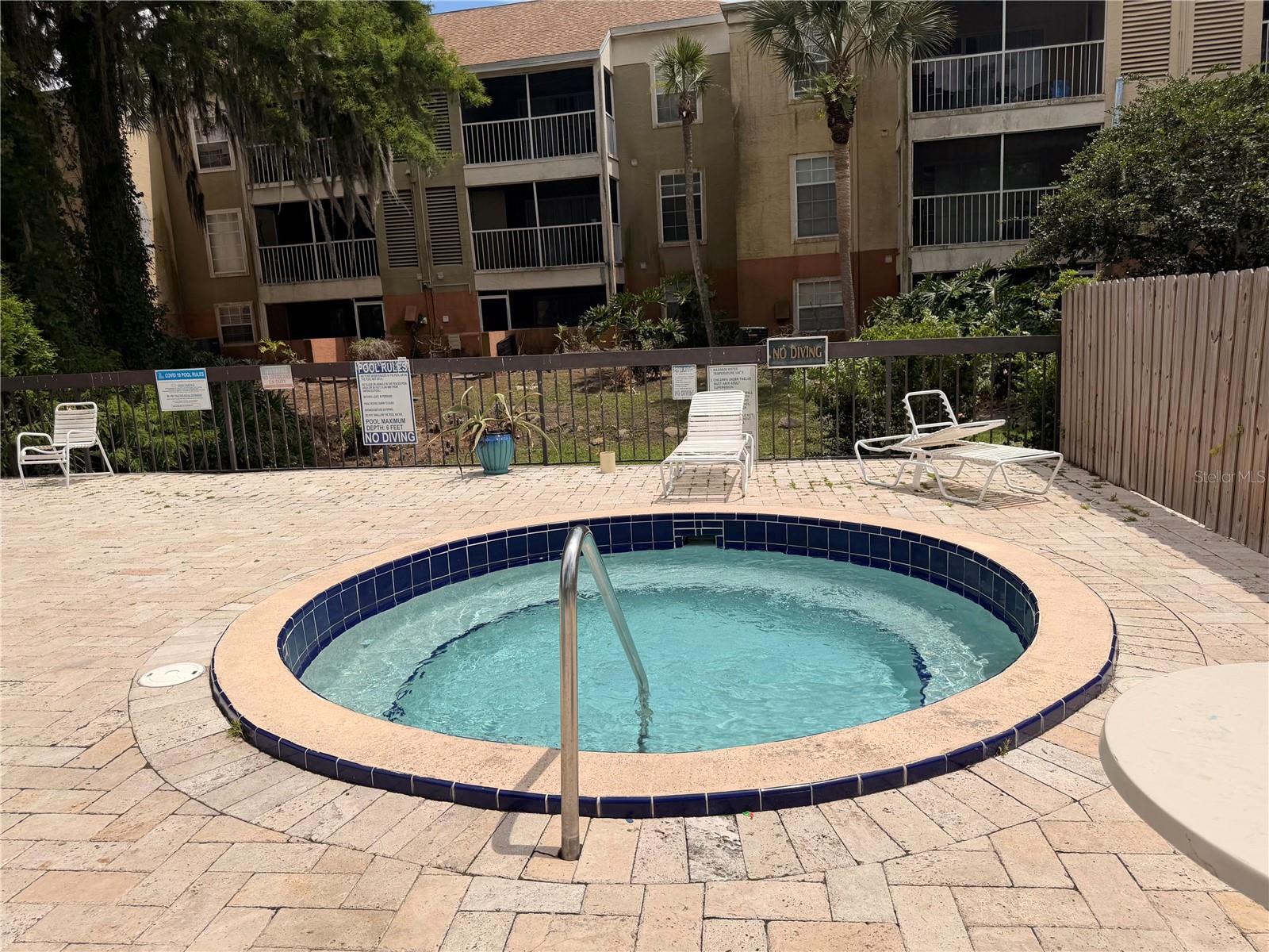 3956 VERSAILLES DR #3956B, ORLANDO, FL, 32808