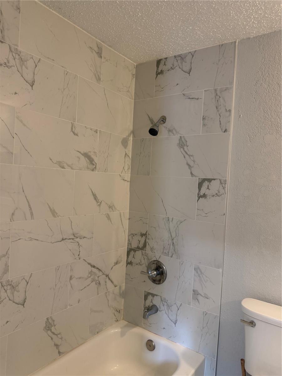 3956 VERSAILLES DR #3956B, ORLANDO, FL, 32808