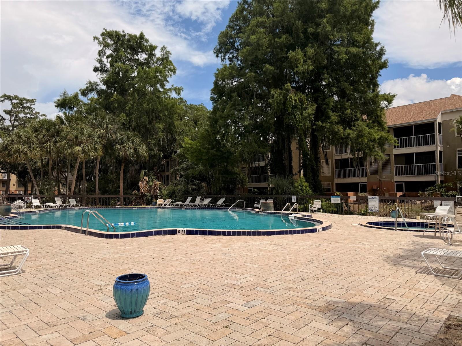 3956 VERSAILLES DR #3956B, ORLANDO, FL, 32808