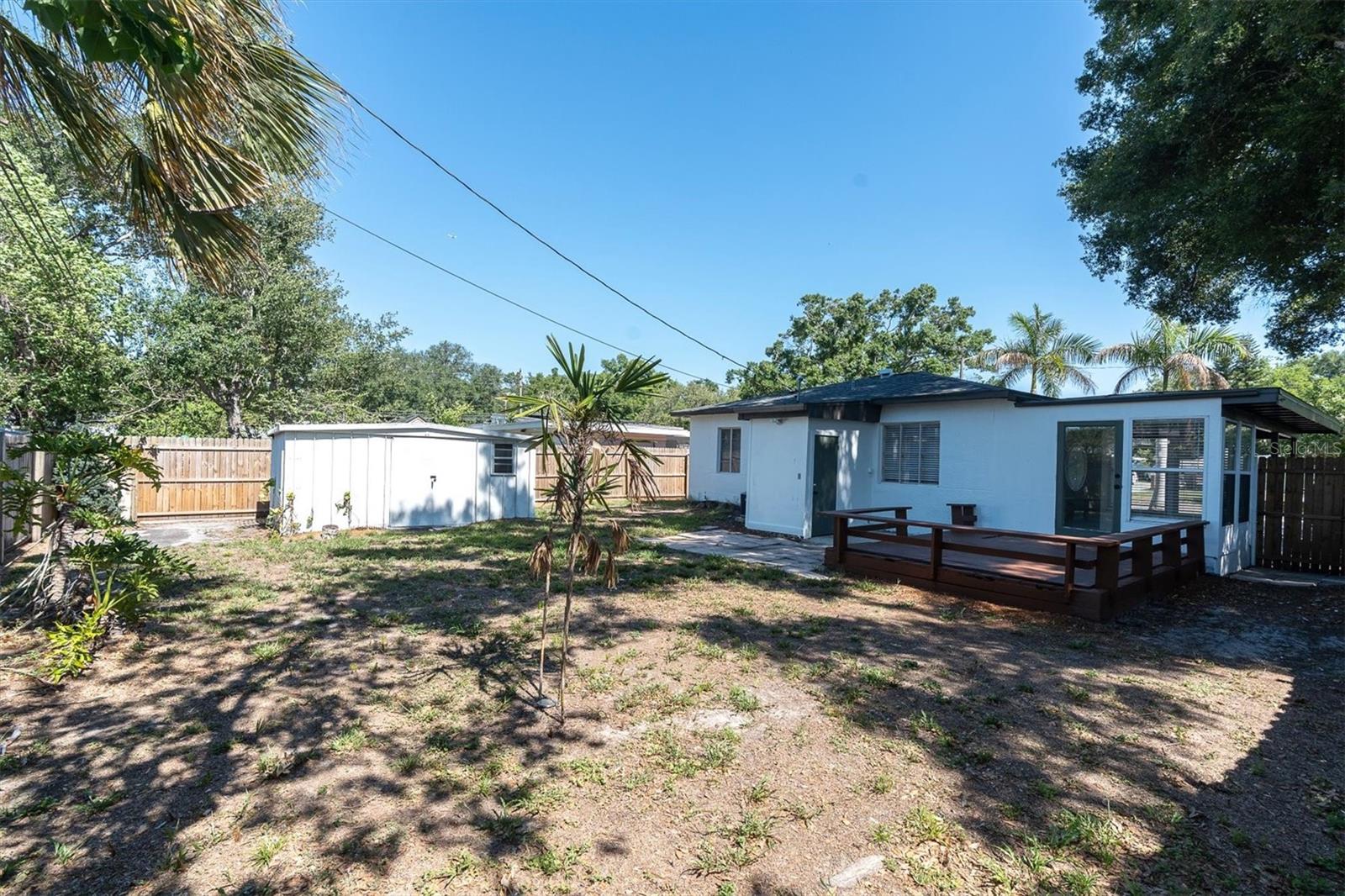 1221 53RD AVE N, ST PETERSBURG, FL, 33703