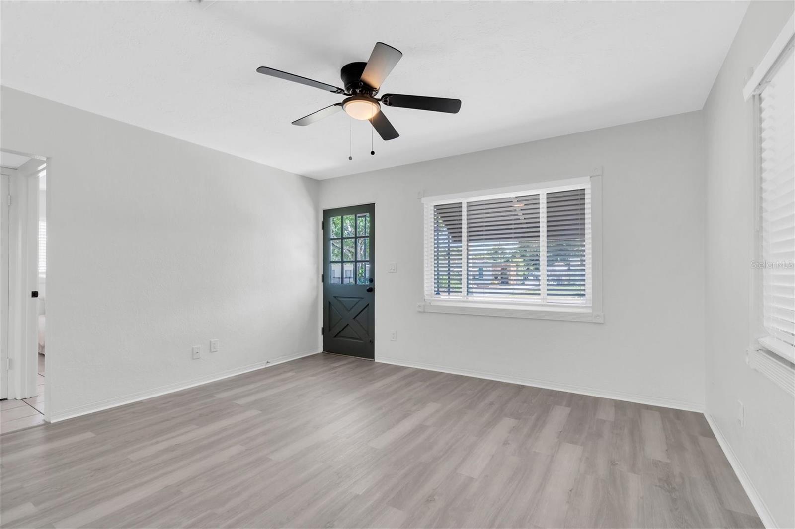 1221 53RD AVE N, ST PETERSBURG, FL, 33703