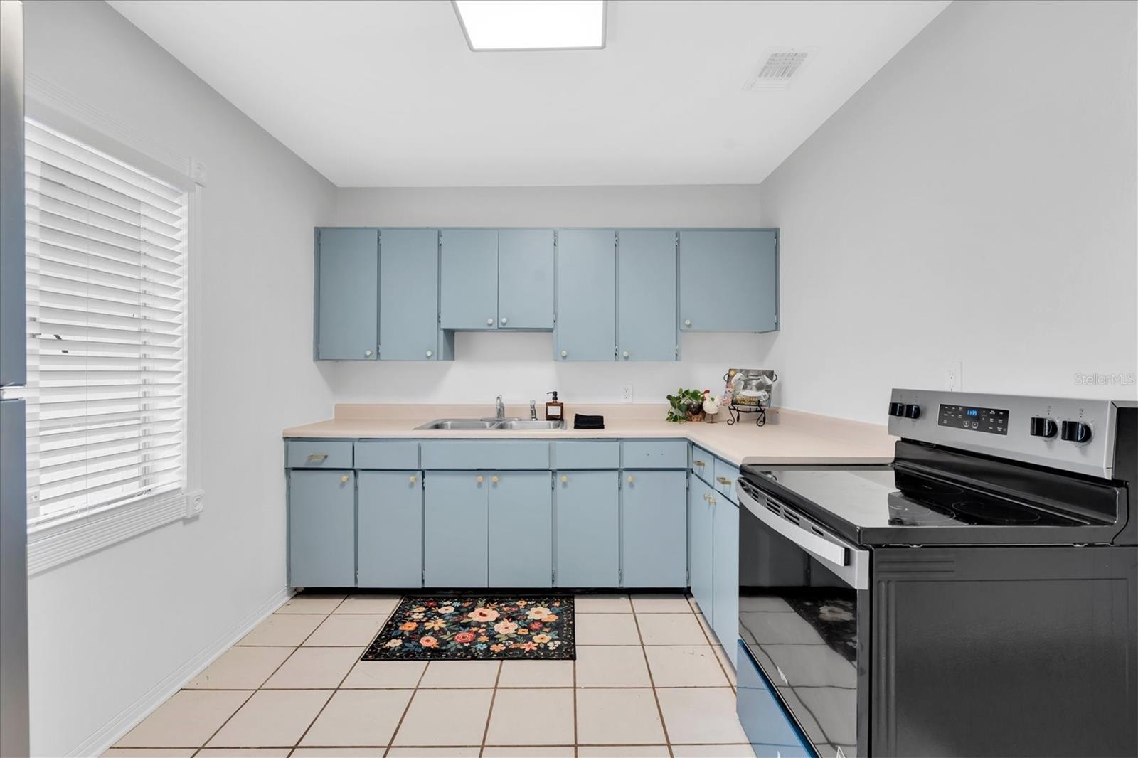 1221 53RD AVE N, ST PETERSBURG, FL, 33703