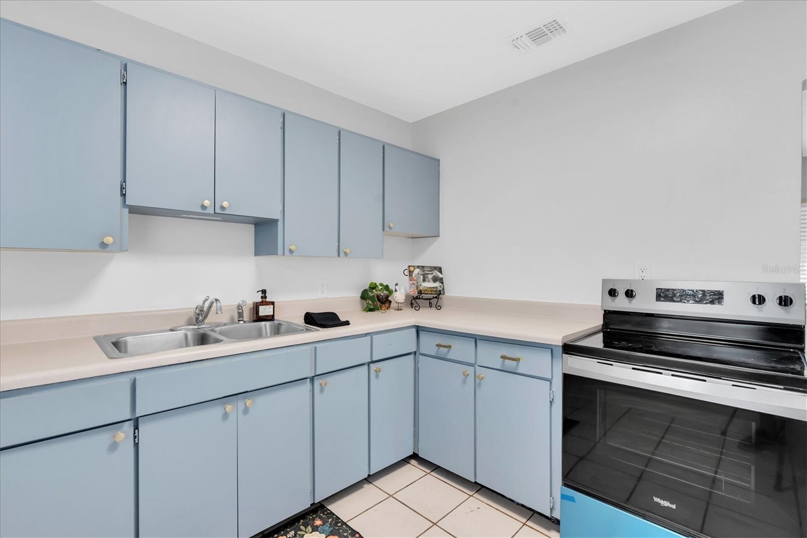 1221 53RD AVE N, ST PETERSBURG, FL, 33703