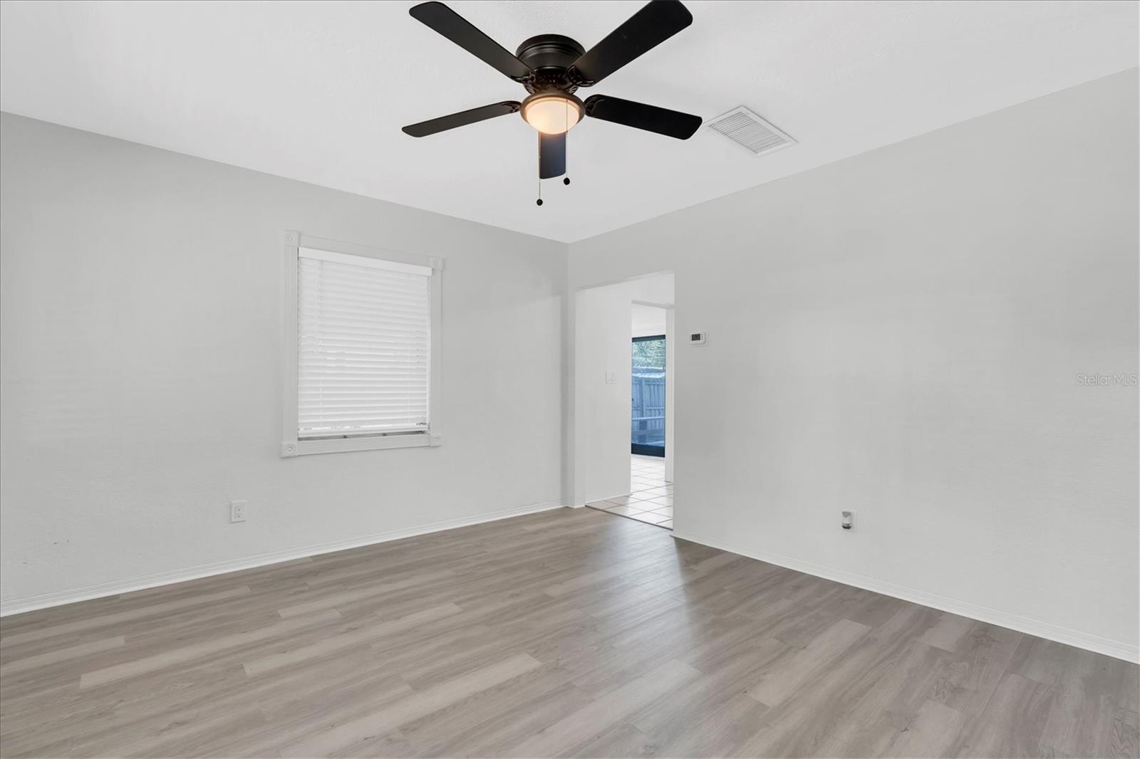 1221 53RD AVE N, ST PETERSBURG, FL, 33703