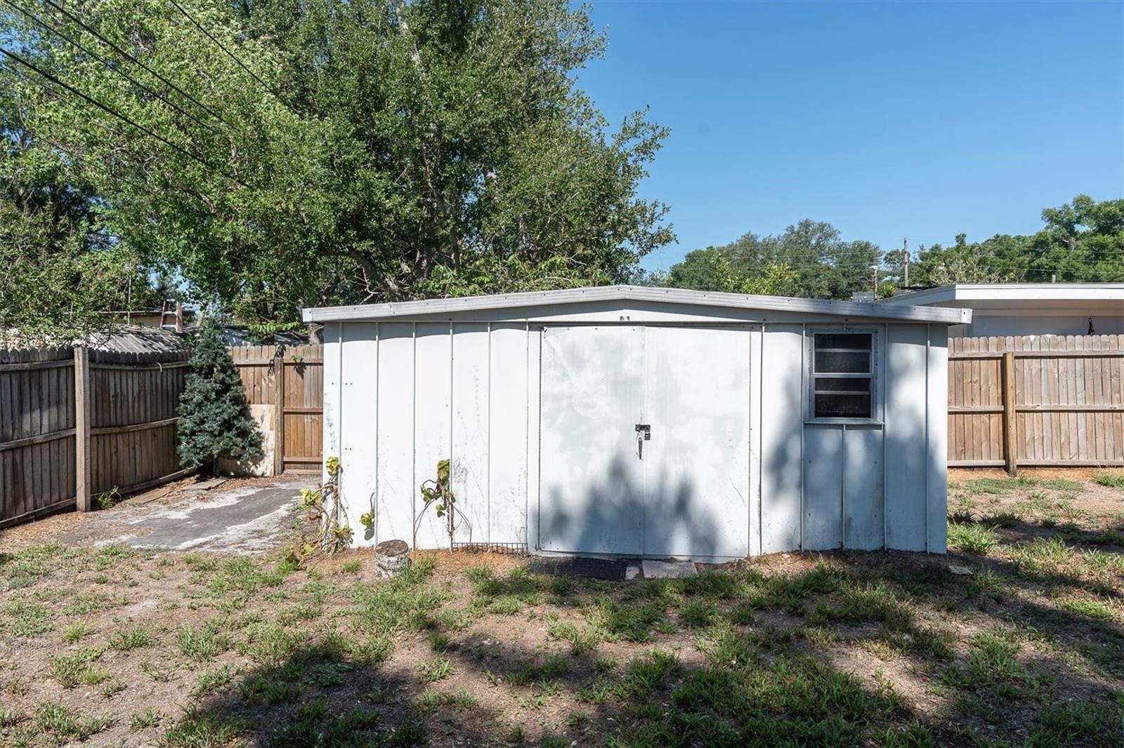 1221 53RD AVE N, ST PETERSBURG, FL, 33703