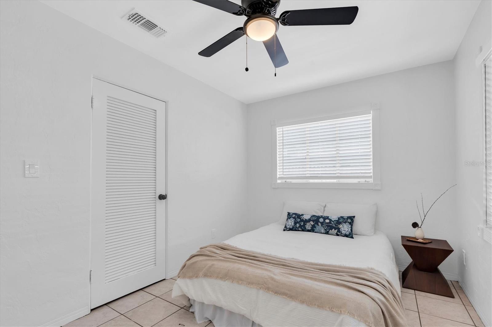 1221 53RD AVE N, ST PETERSBURG, FL, 33703