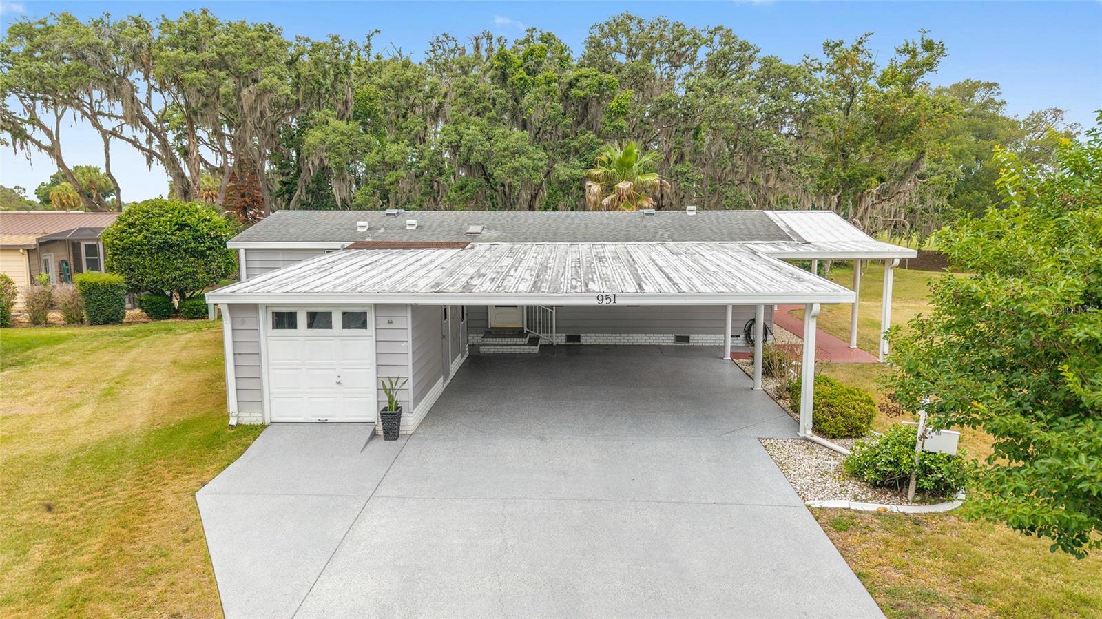 951 OLEANDER ST, LADY LAKE, FL, 32159