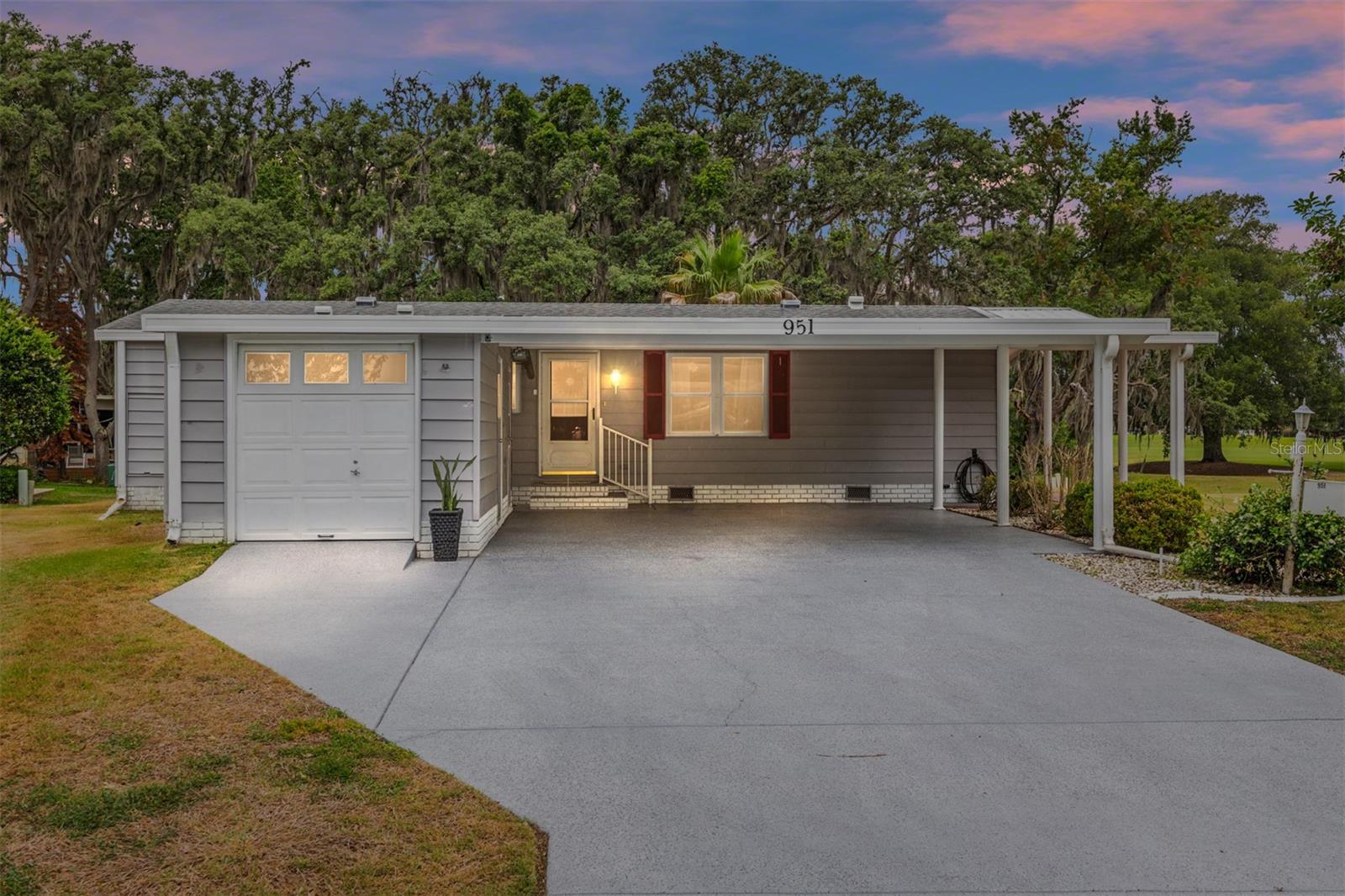 951 OLEANDER ST, LADY LAKE, FL, 32159