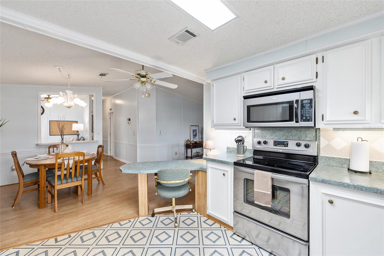 951 OLEANDER ST, LADY LAKE, FL, 32159