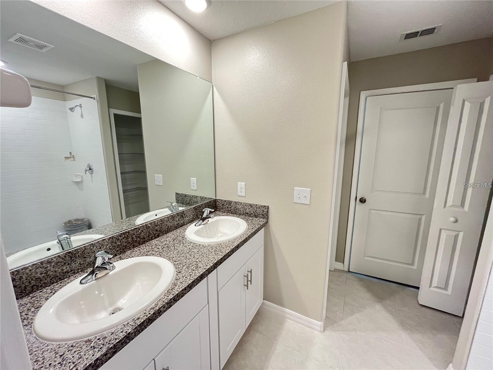 31454 BARREL WAVE WAY, WESLEY CHAPEL, FL, 33545