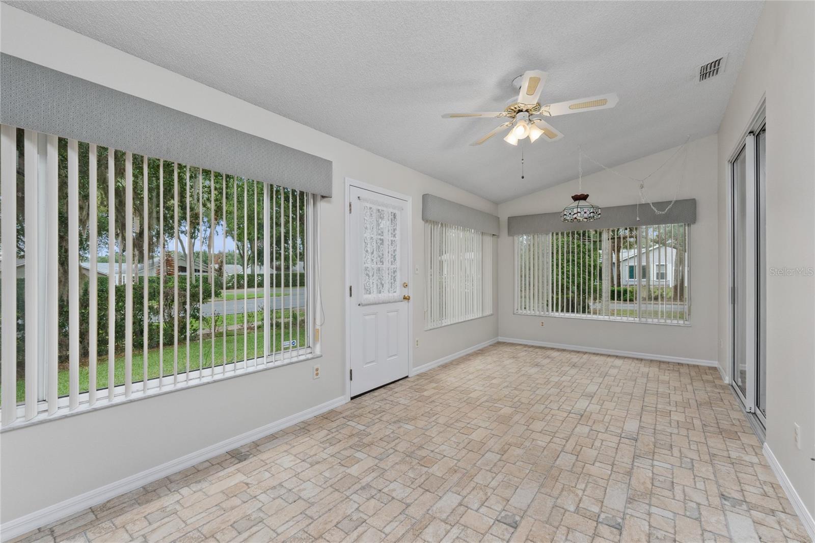 5319 TANGELO ST, LEESBURG, FL, 34748