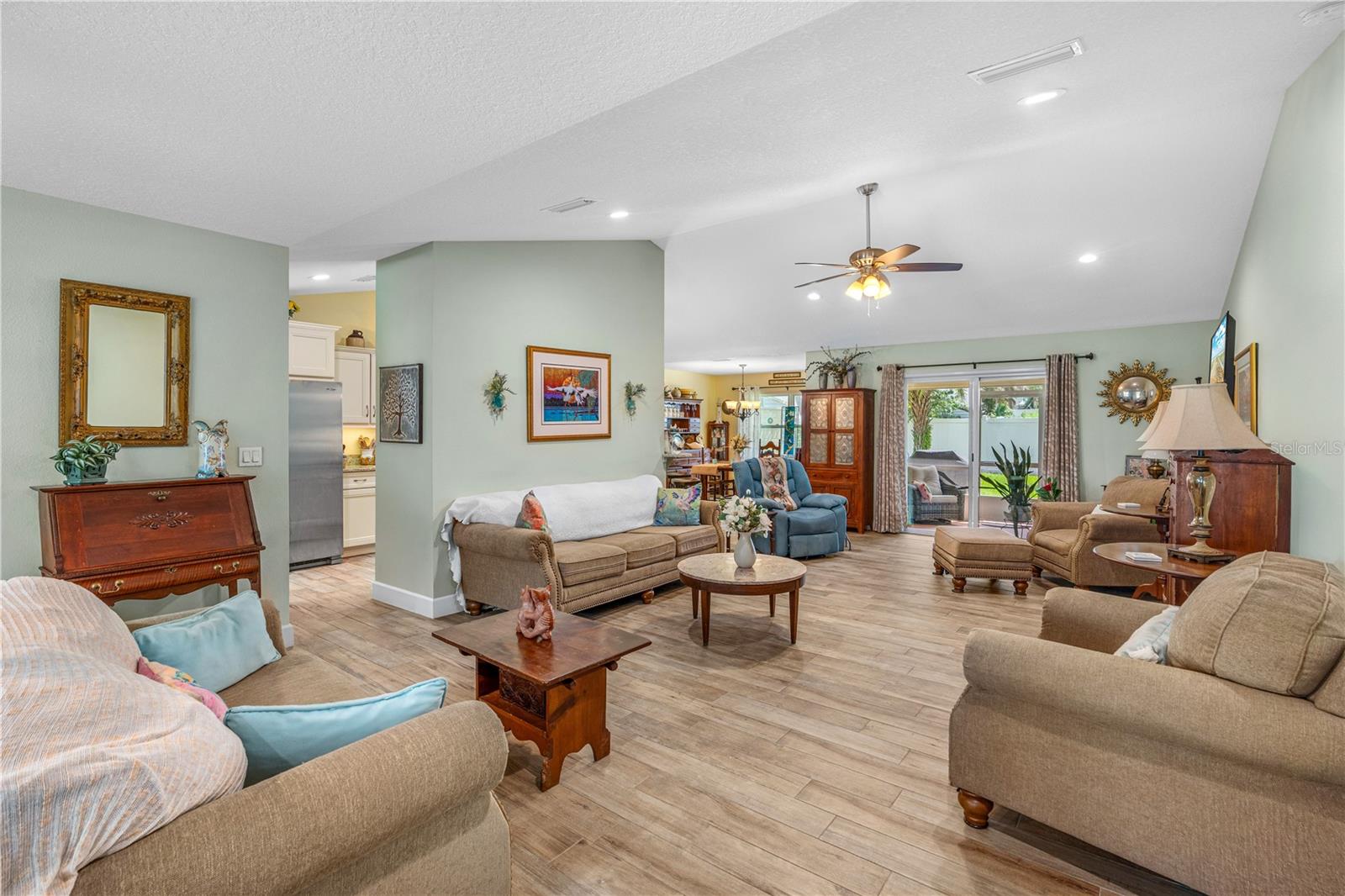 2513 QUEEN PALM DR, EDGEWATER, FL, 32141