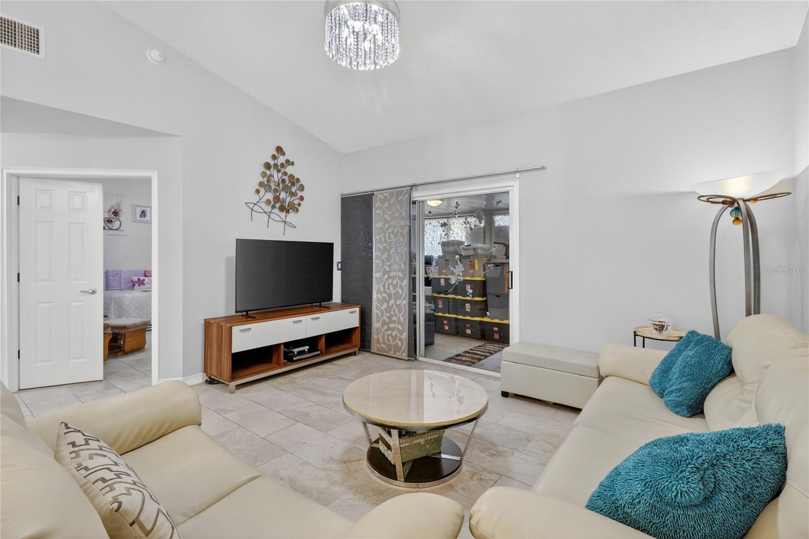 2370 BENTLEY DR, PALM HARBOR, FL, 34684