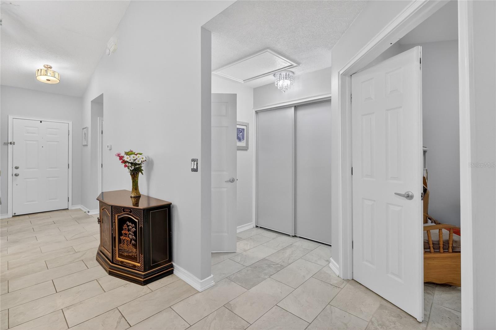 2370 BENTLEY DR, PALM HARBOR, FL, 34684