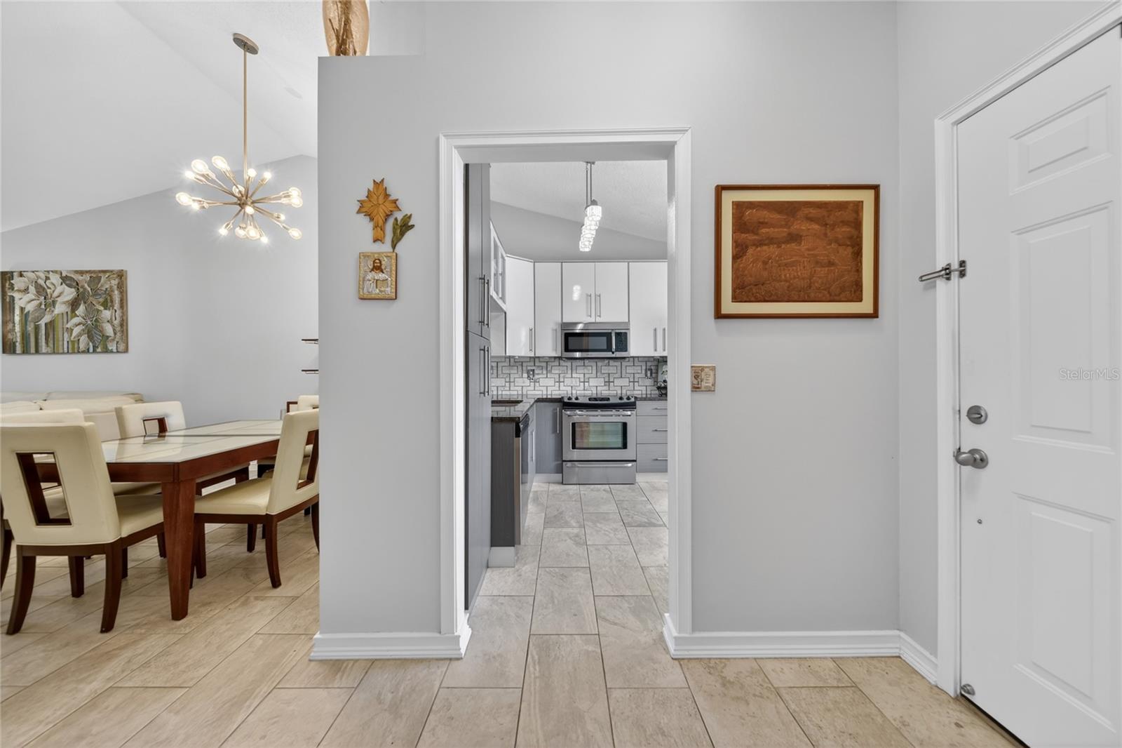 2370 BENTLEY DR, PALM HARBOR, FL, 34684