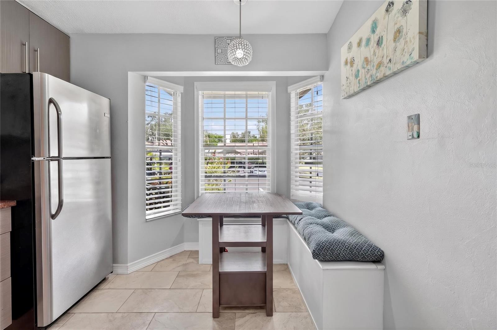 2370 BENTLEY DR, PALM HARBOR, FL, 34684