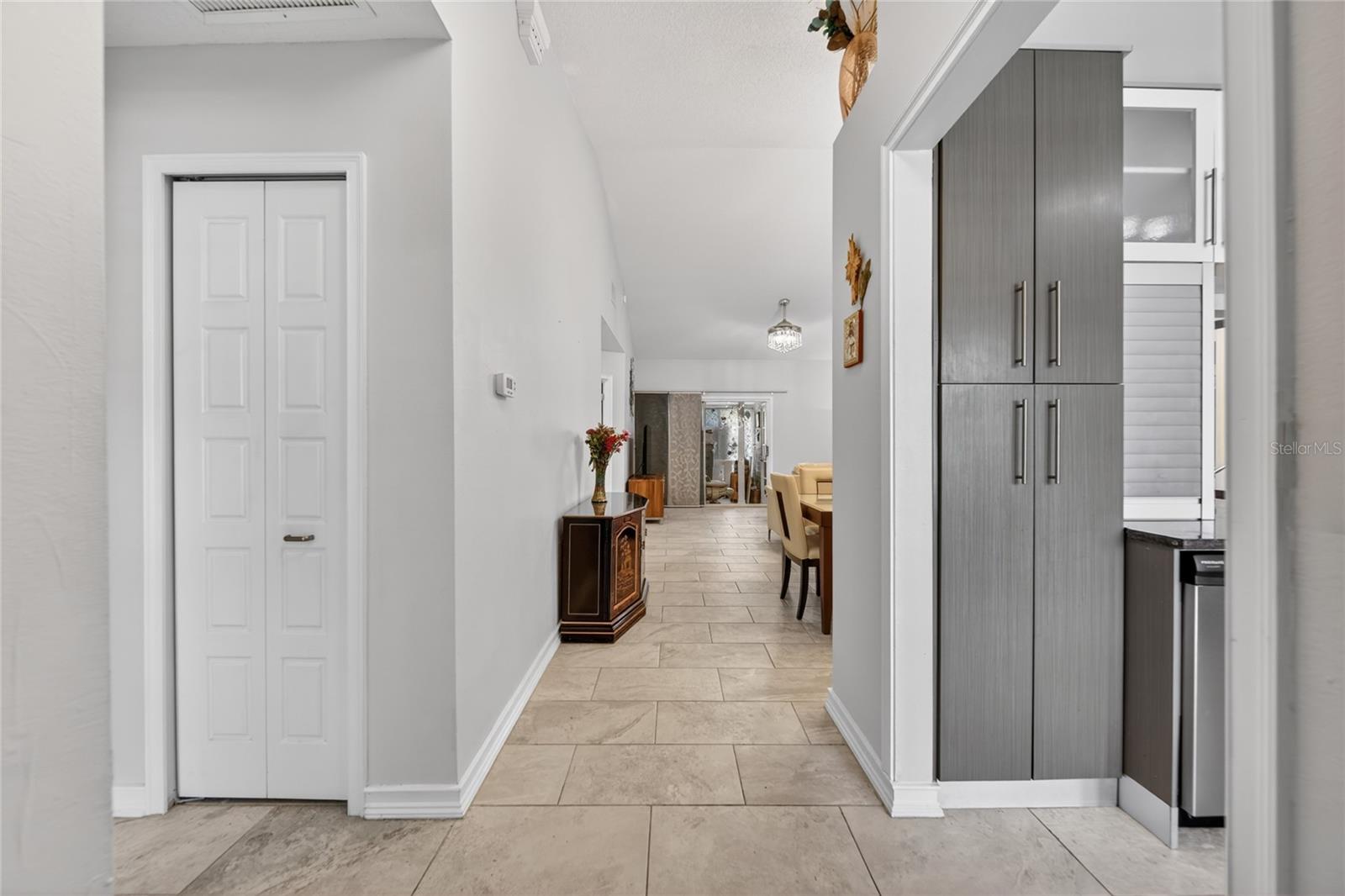 2370 BENTLEY DR, PALM HARBOR, FL, 34684