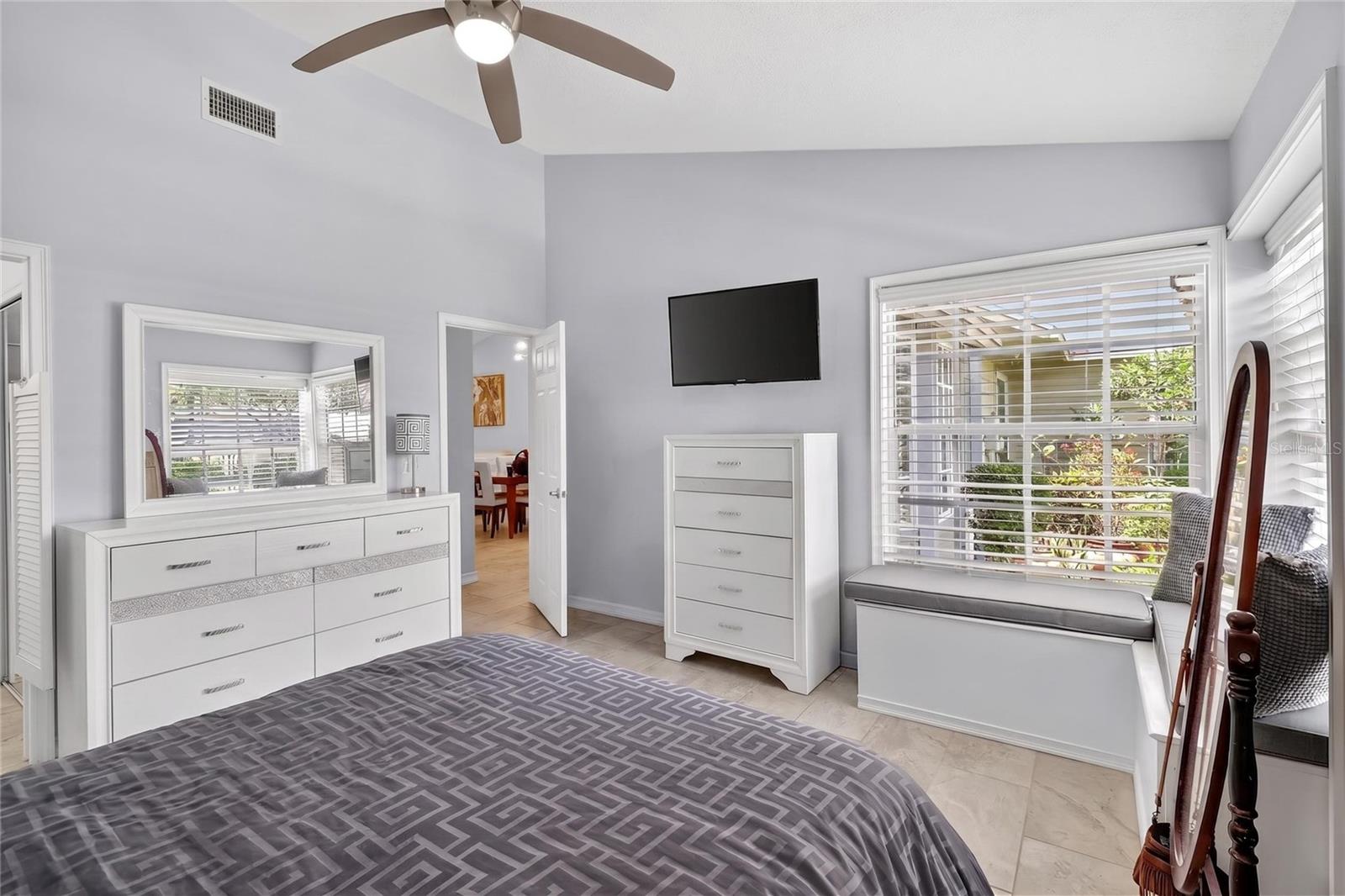 2370 BENTLEY DR, PALM HARBOR, FL, 34684