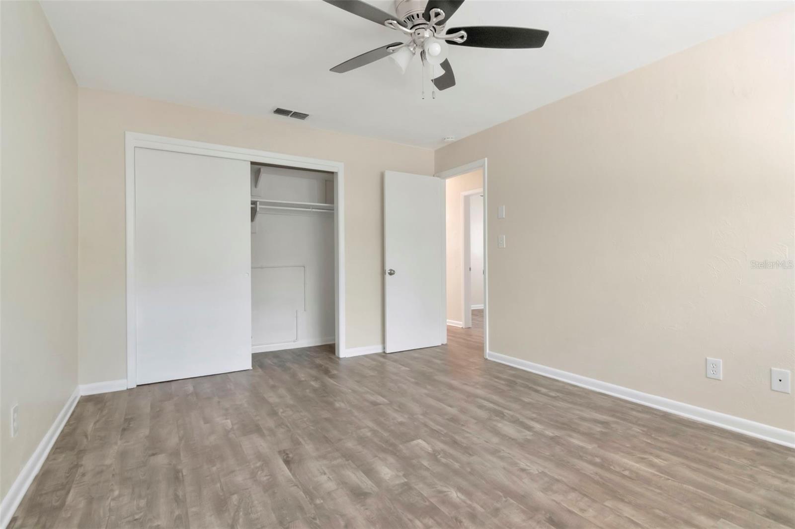 126 KINGSWAY RD, BRANDON, FL, 33510