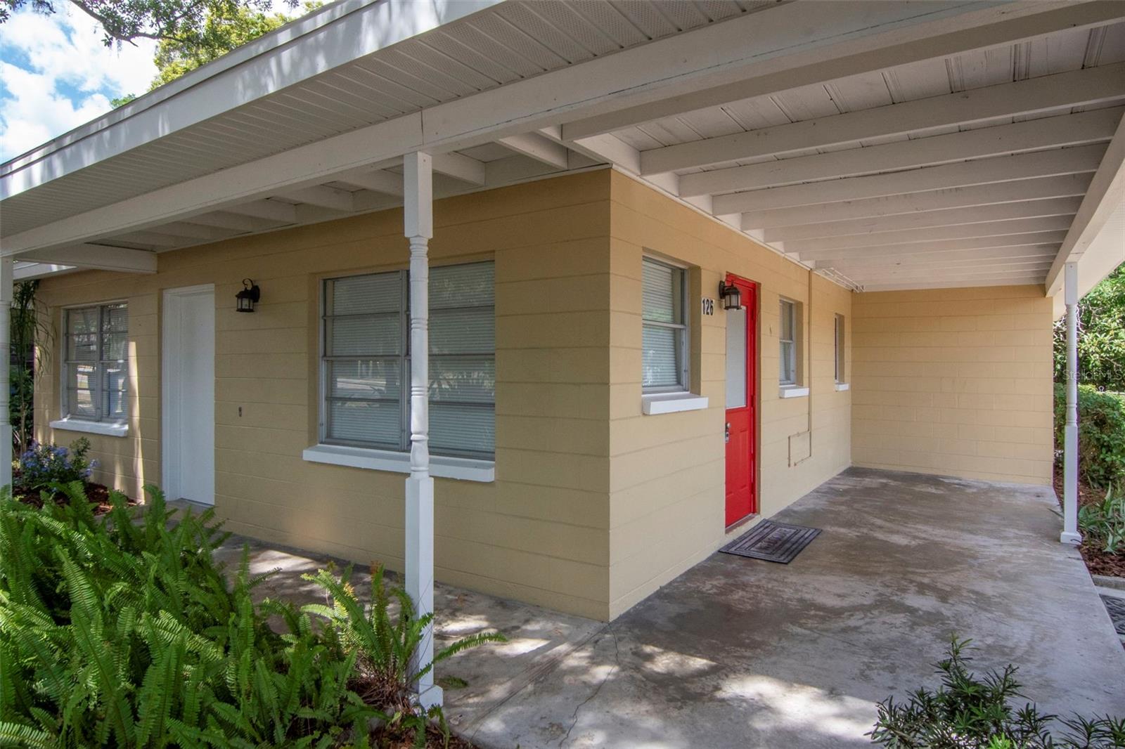 126 KINGSWAY RD, BRANDON, FL, 33510