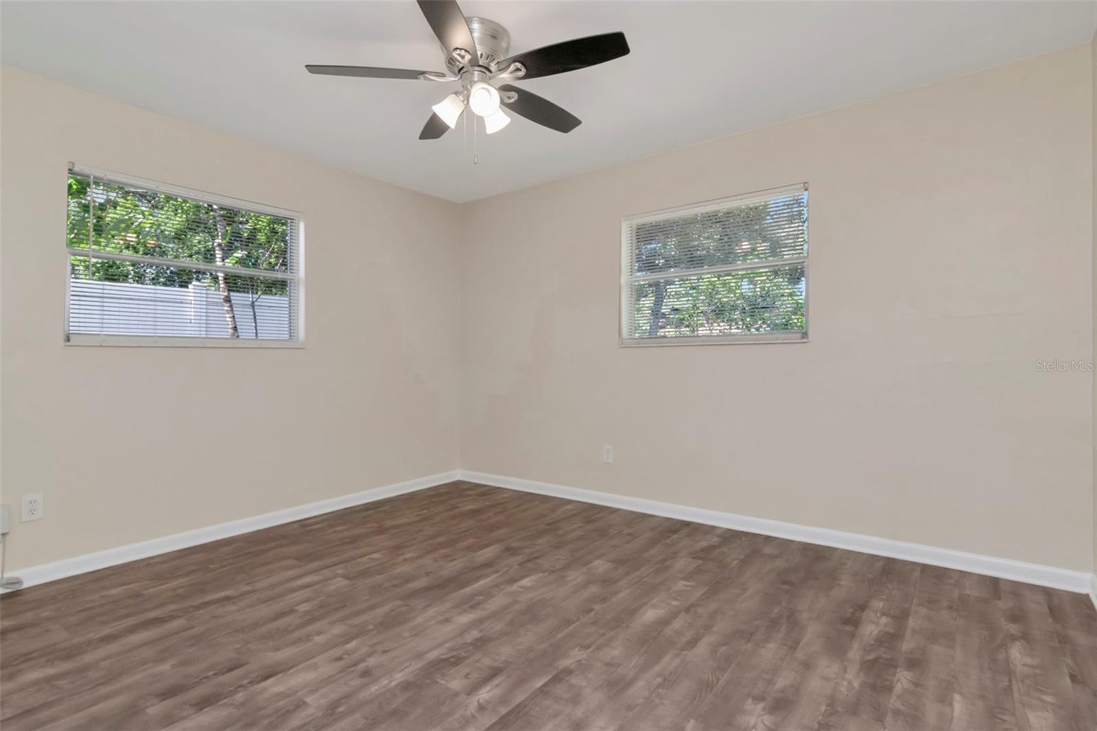 126 KINGSWAY RD, BRANDON, FL, 33510