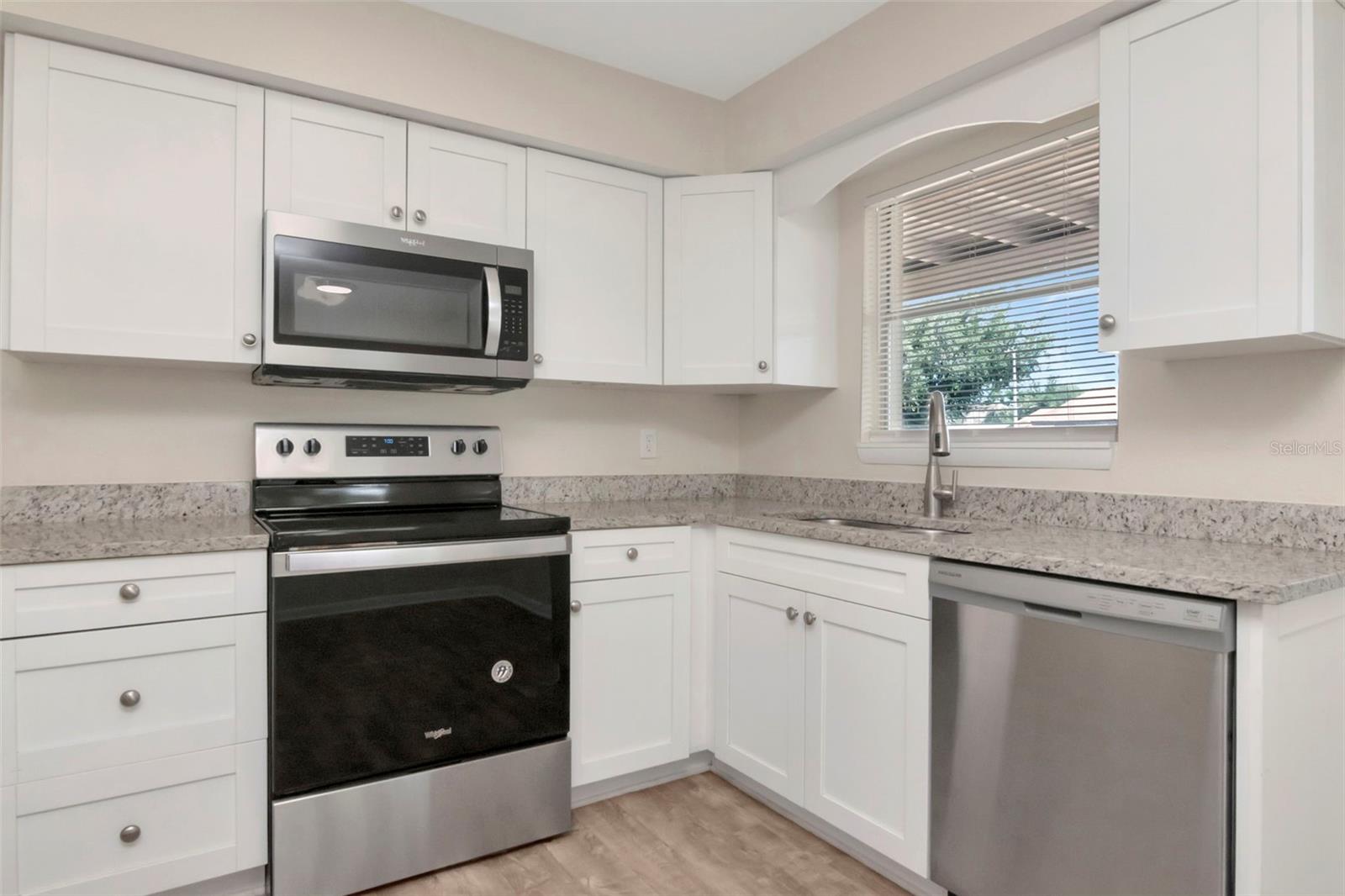 126 KINGSWAY RD, BRANDON, FL, 33510