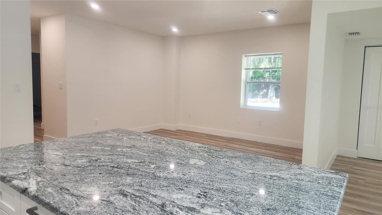 2117 5TH ST #Front House, SARASOTA, FL, 34237