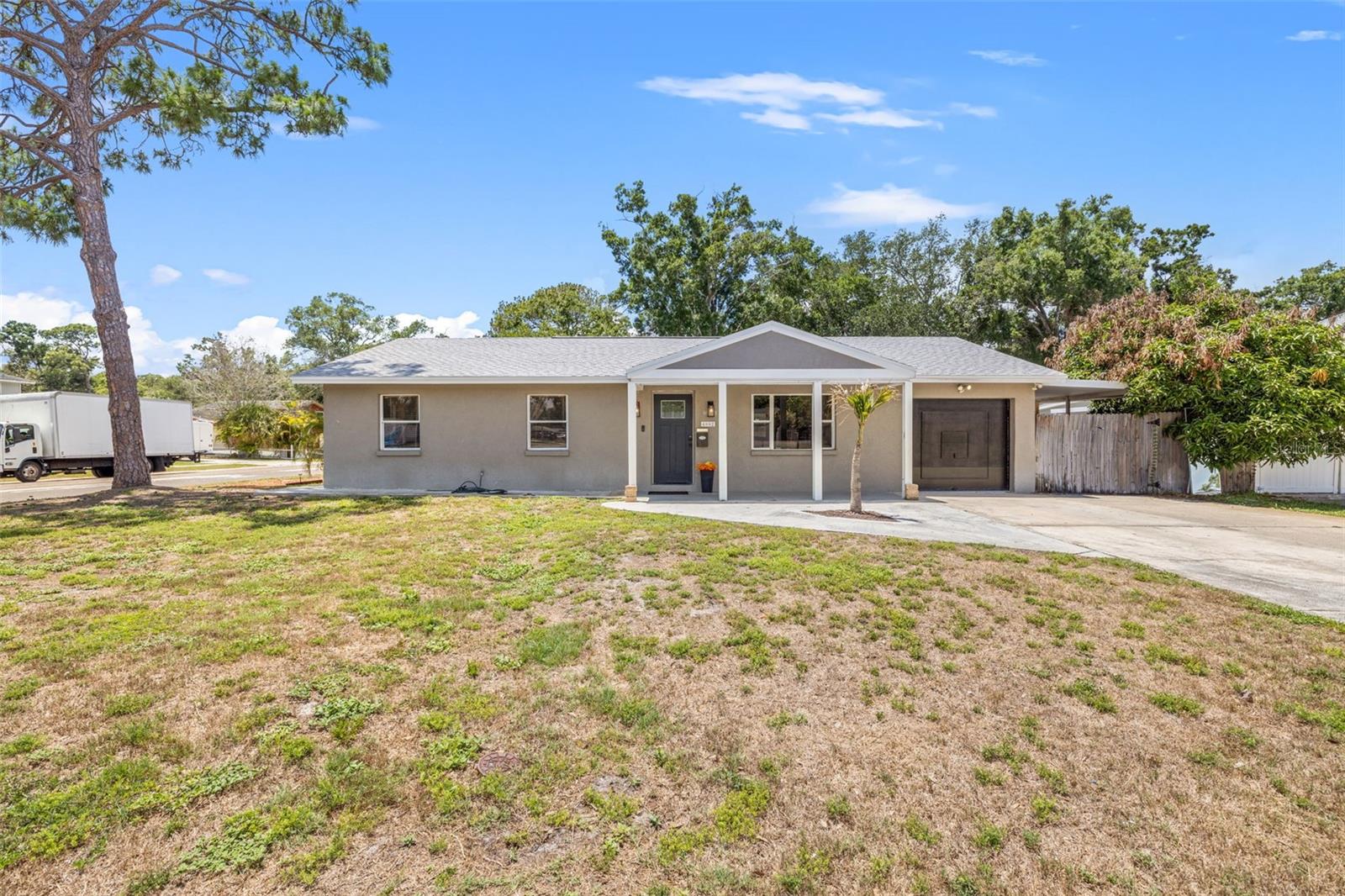6802 CRESTHILL CT, TAMPA, FL, 33615