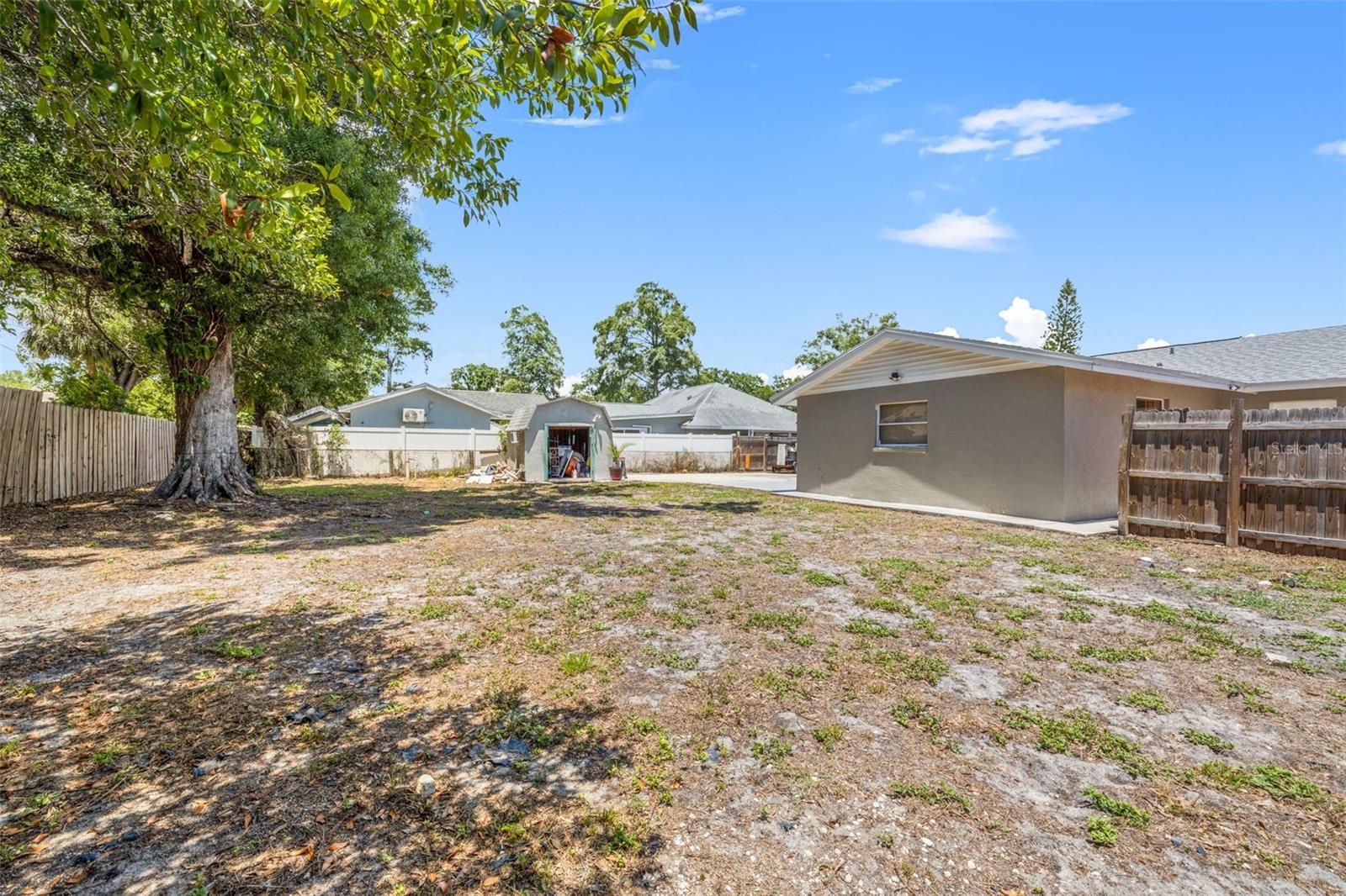 6802 CRESTHILL CT, TAMPA, FL, 33615