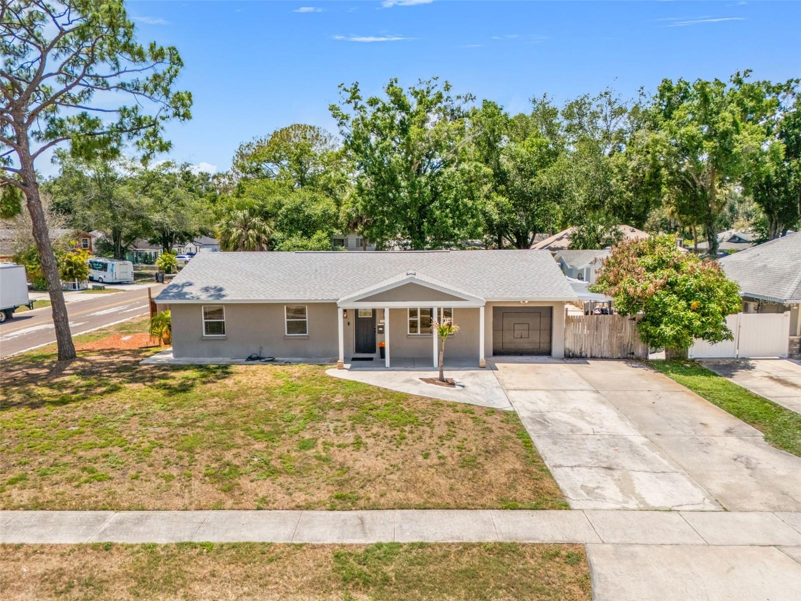 6802 CRESTHILL CT, TAMPA, FL, 33615
