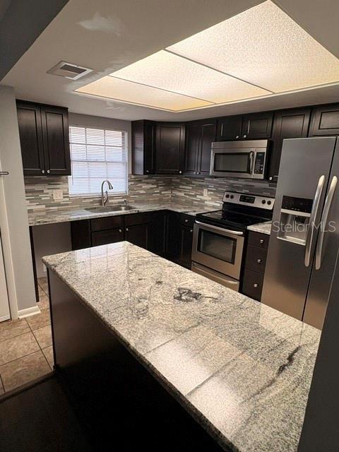 4014 ASHFORD GREEN PL #G202, TAMPA, FL, 33613